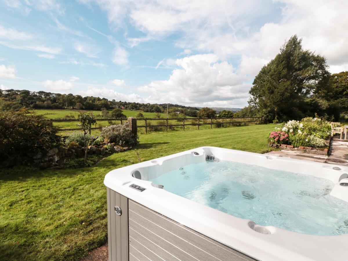 Lee House Cottage Cheddleton ภายนอก รูปภาพ