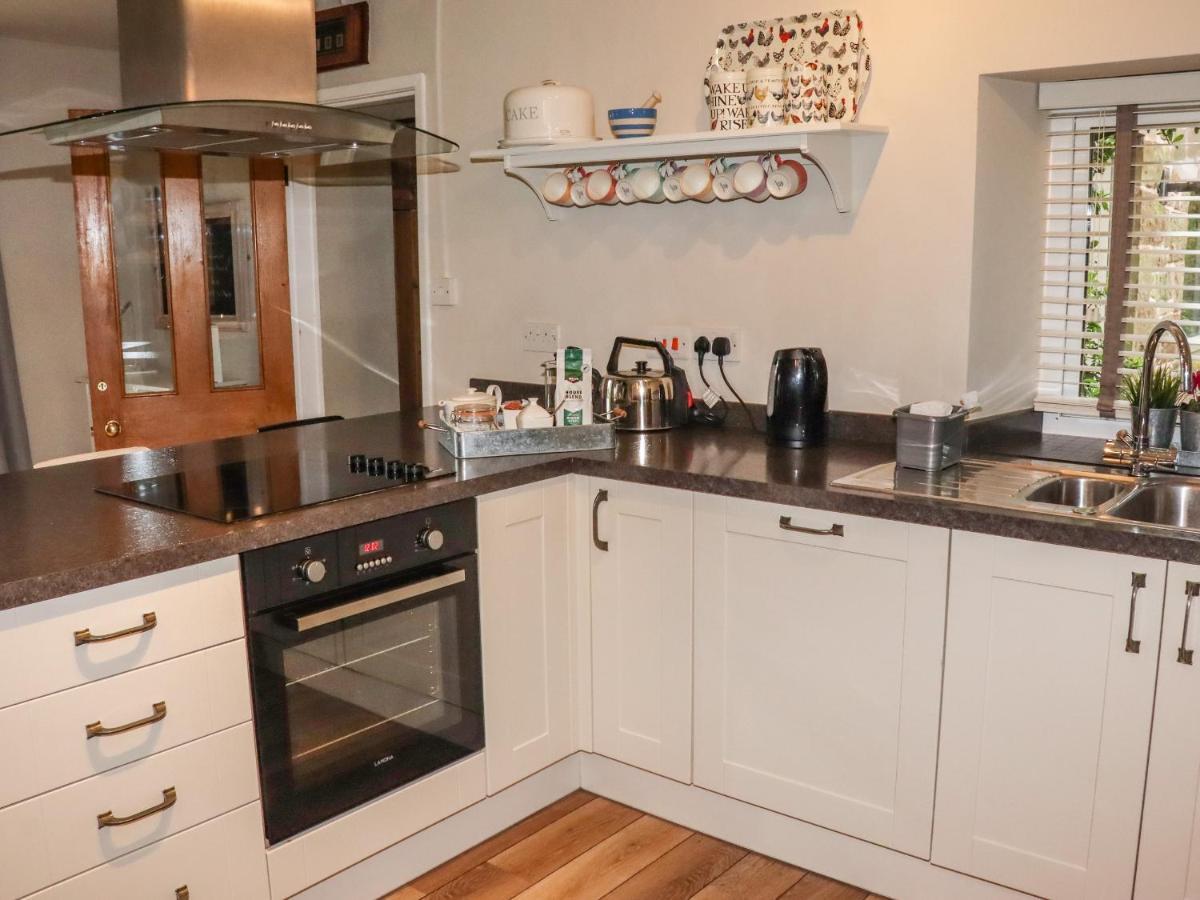 Lee House Cottage Cheddleton ภายนอก รูปภาพ